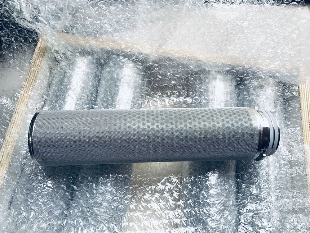 冲孔板复合网的优势你知道几多？？？？？